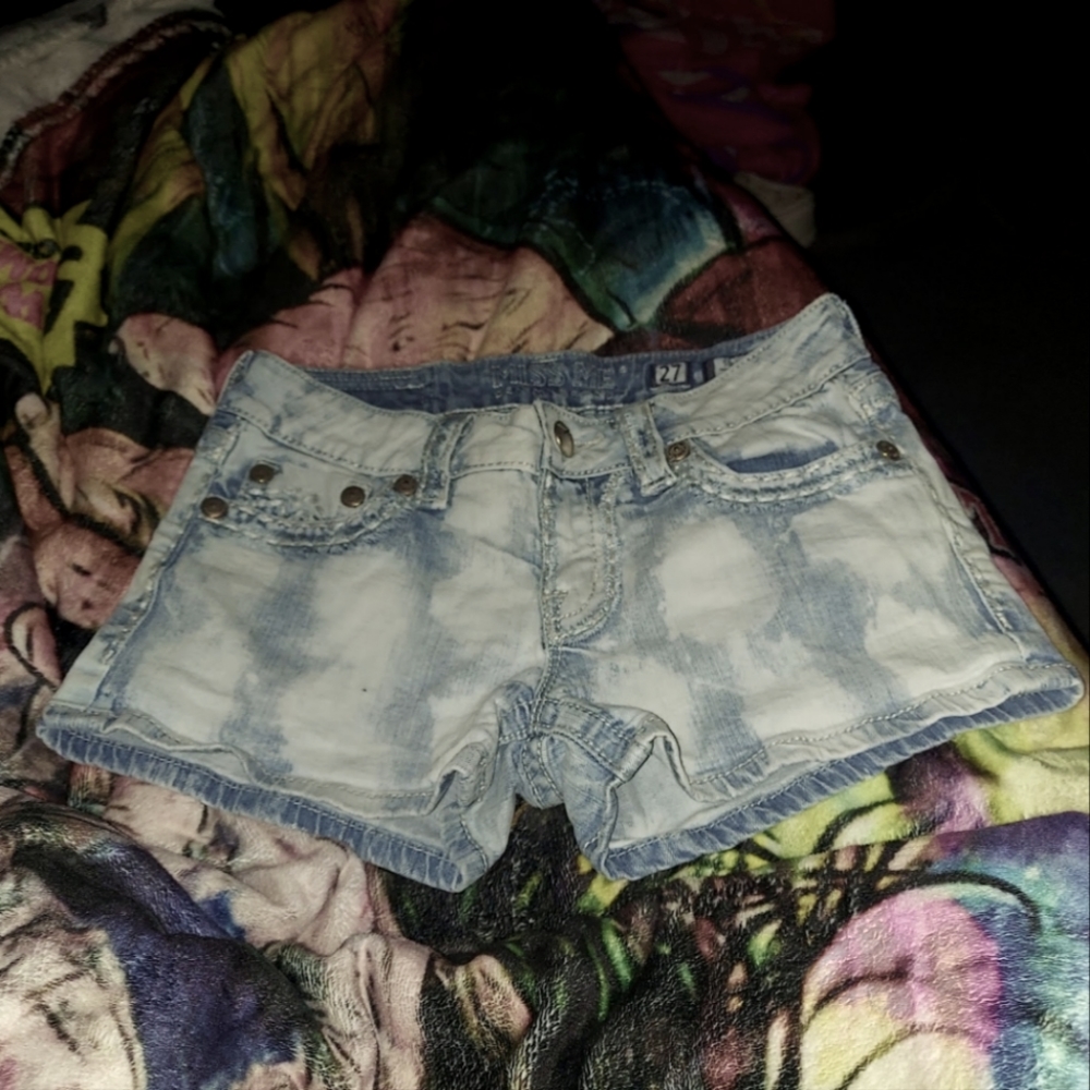 Miss Me blue jeans shorts size 27